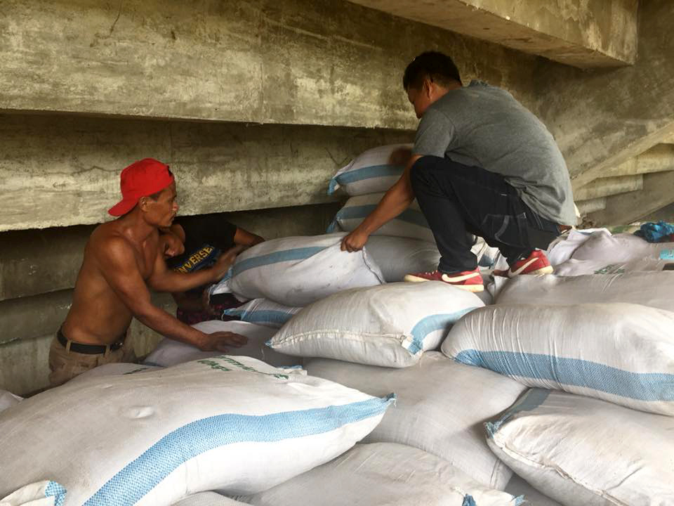 SAAD Zamboanga del Norte delivers more than 300 sacks organic fertilizer