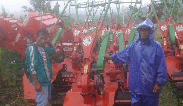 SAAD Apayao delivers farm machineries to its beneficiary in Calanasan