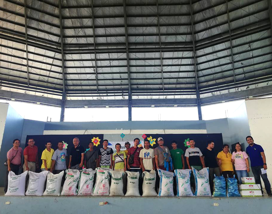 100 Sindangan farmers received inputs for Upland Rice Production