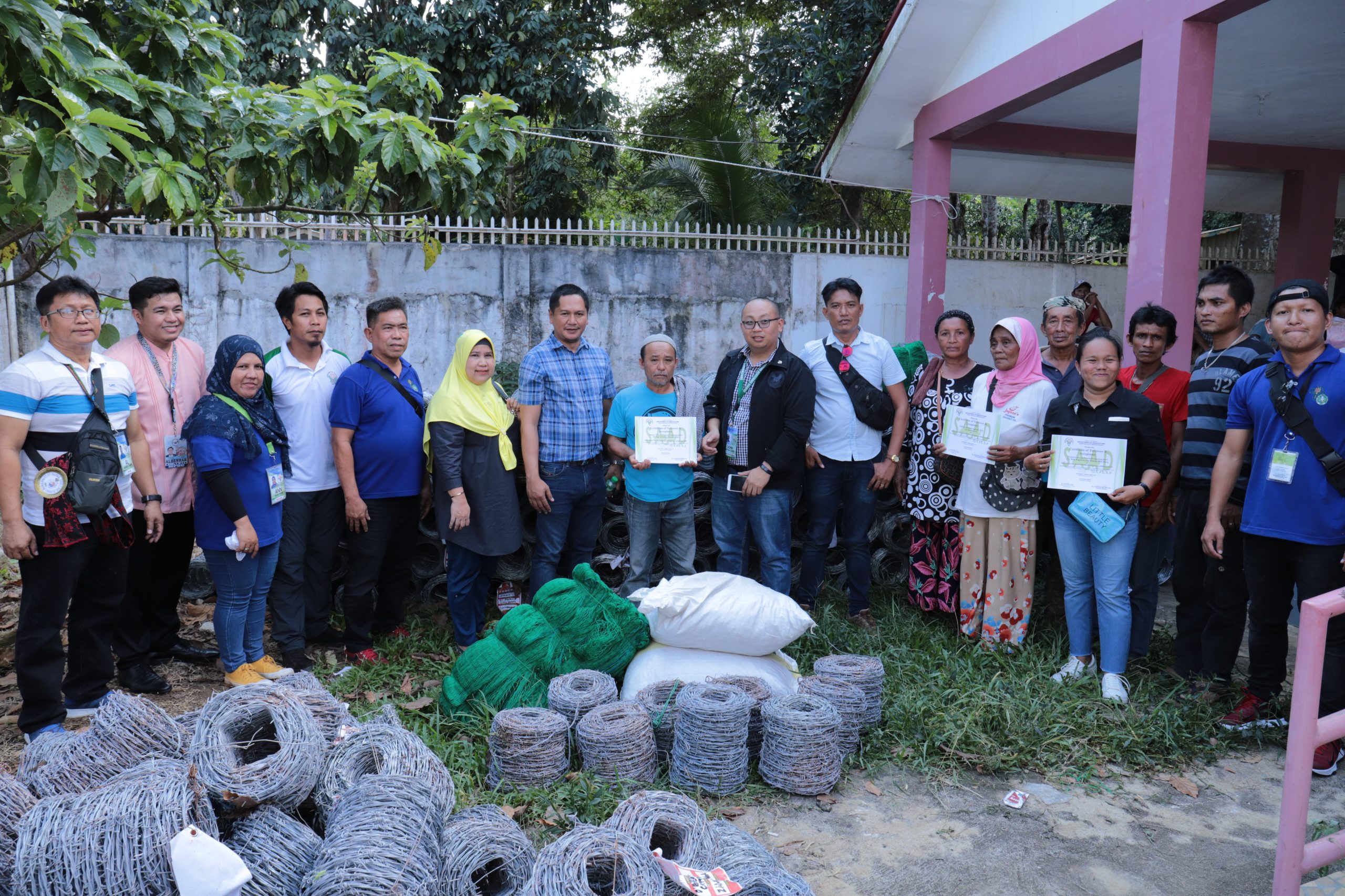 RED Cedeño leads turnover of SAAD interventions in Talipao, Sulu