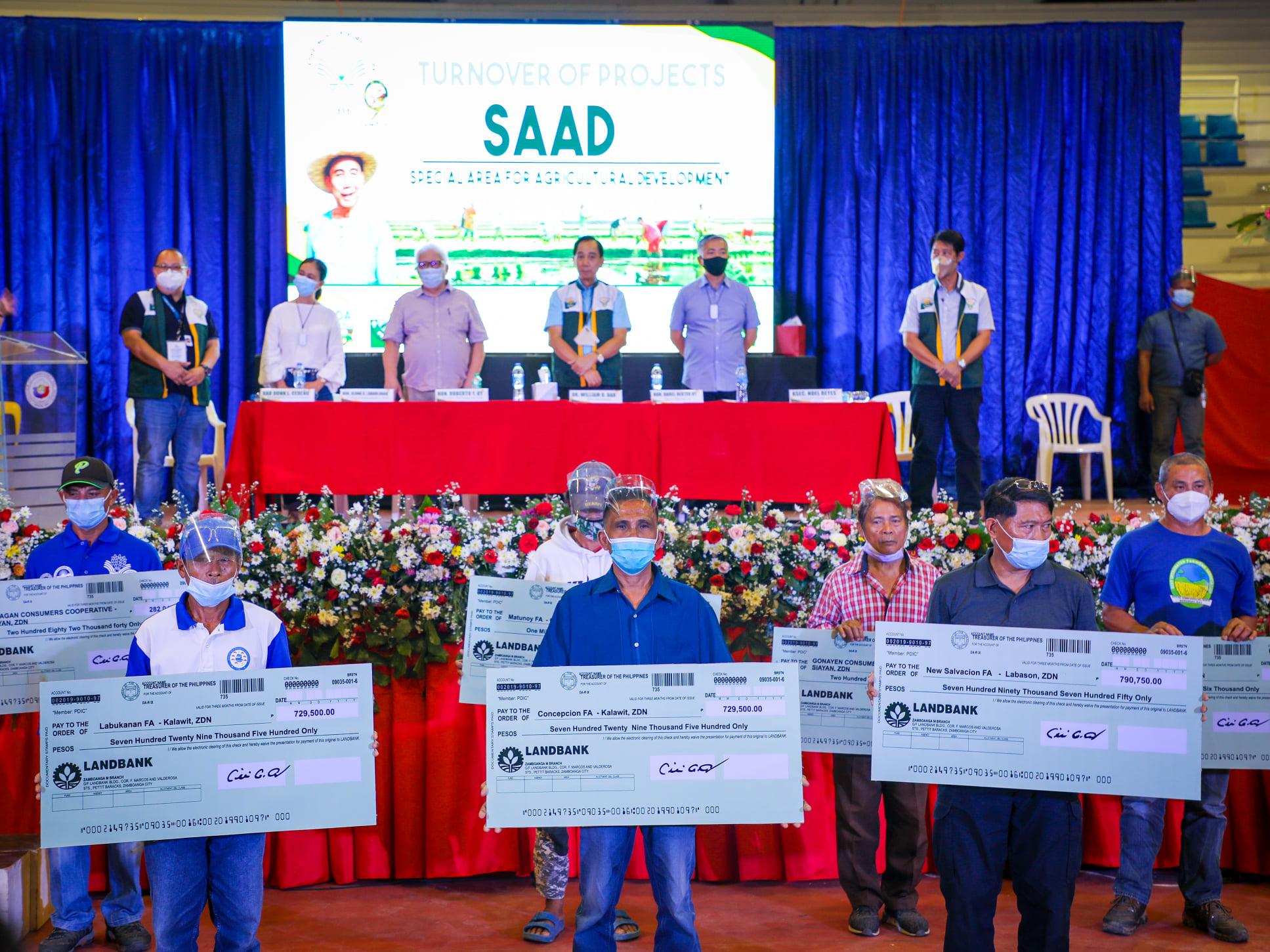 Secretary Dar leads turnover of Php 24M-worth SAAD projects in ZDN