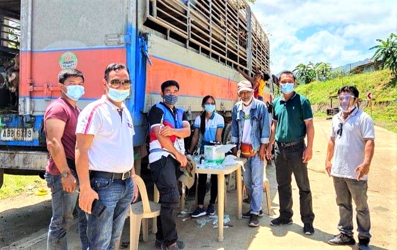 Ypangol subtribe in Kalinga granted with Php 1M goat production project