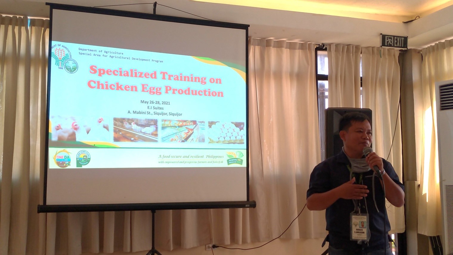 50 recipients of the chicken egg production project in Siquijor undergo training