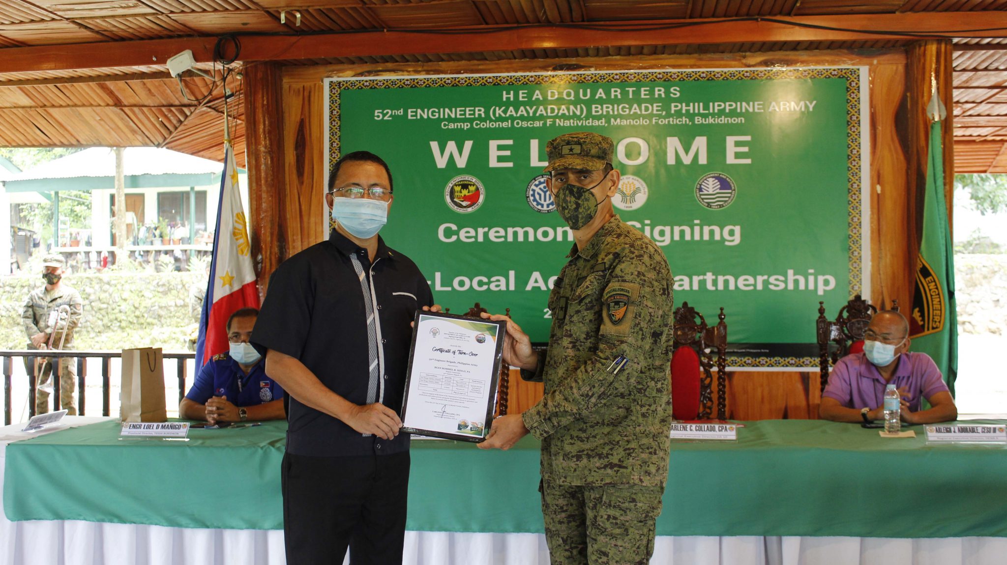 52nd Engineer Brigade, Phil Army gets free-range chickens from DA-SAAD