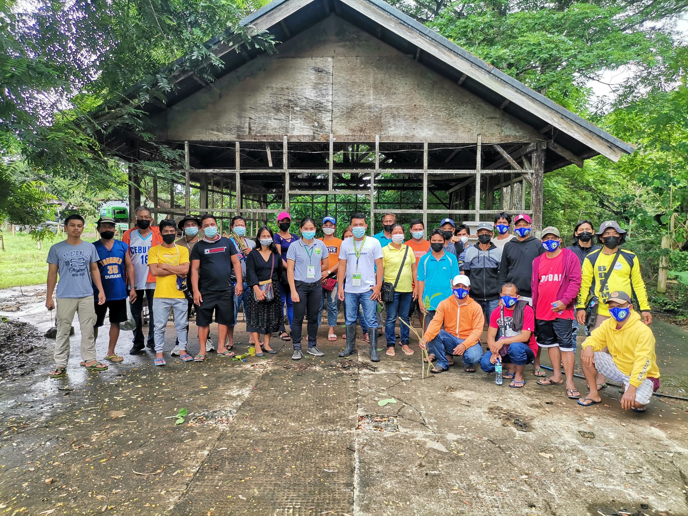 25 Bohol farmers equipped on livestock and poultry disease management