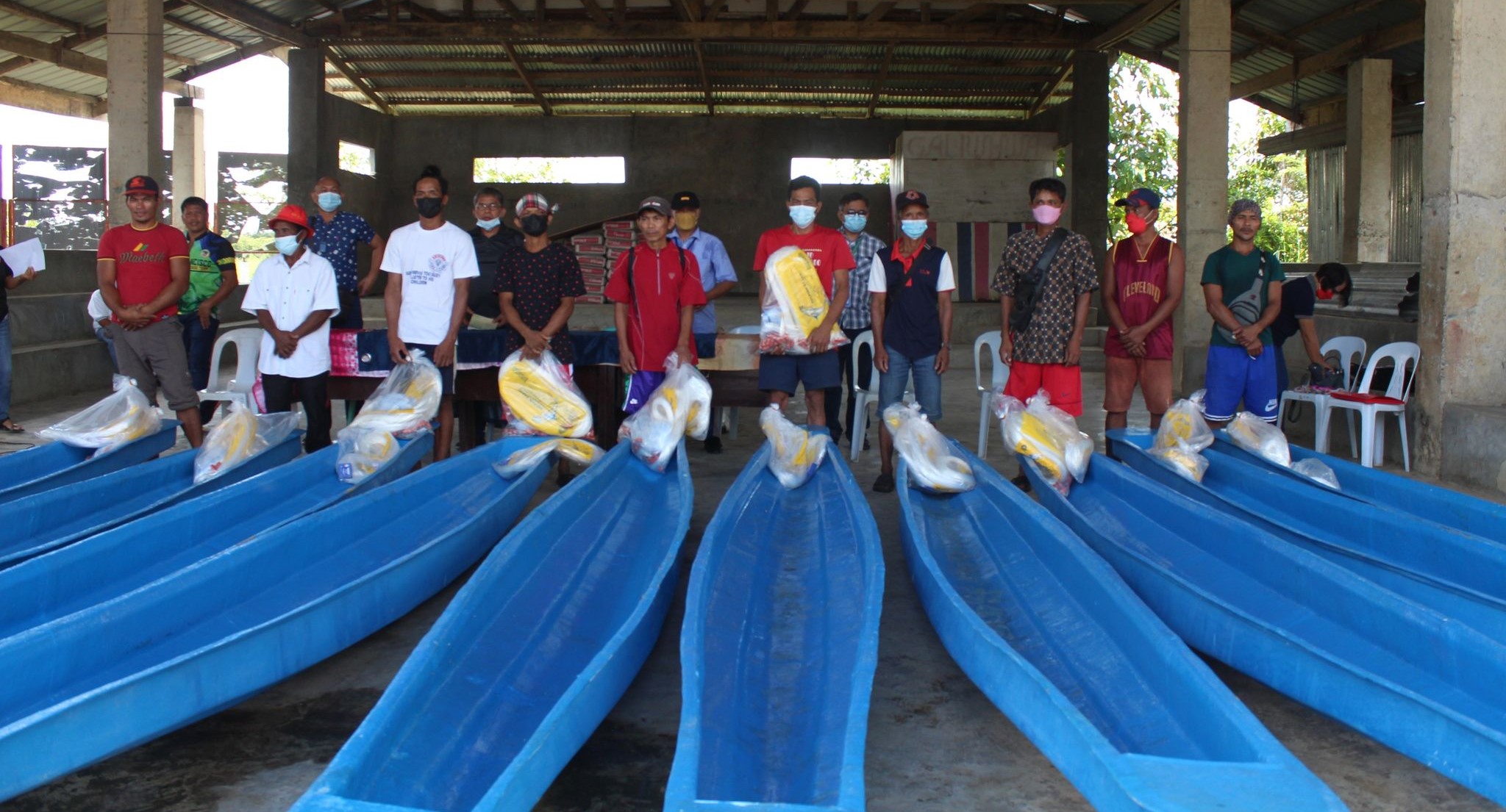 80 fisherfolk families in Agusan del Sur received fishing livelihood assistance