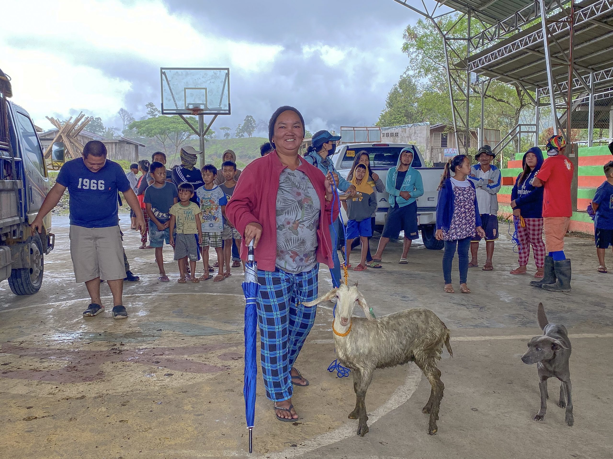 34 Dabawenyo FAs received Php 13.5M worth of livestock interventions from DA-SAAD 11