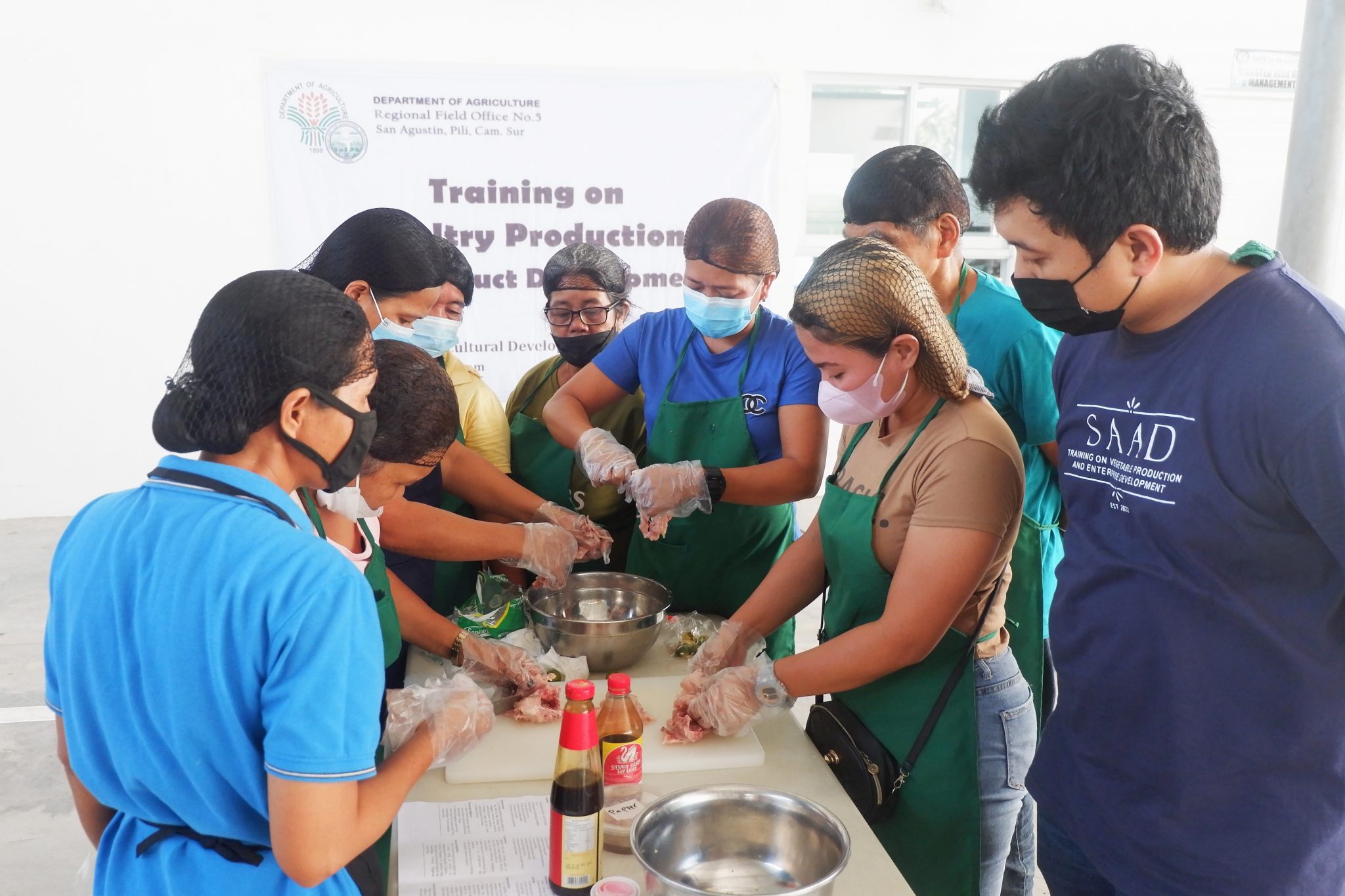 94 Sorsogon farmers attend value-chain training on poultry
