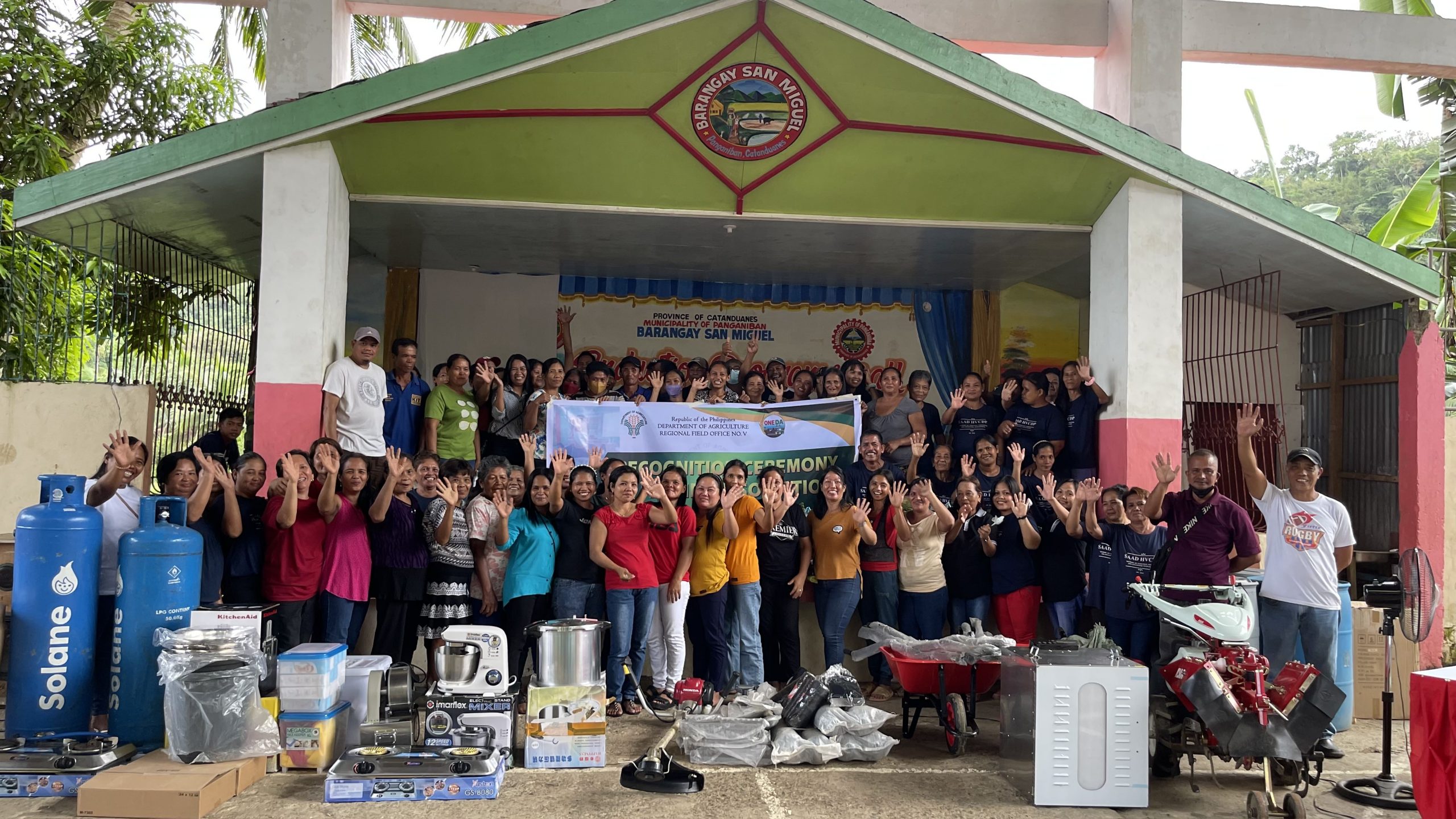 970 Catanduanes farmers graduate from the SAAD Program