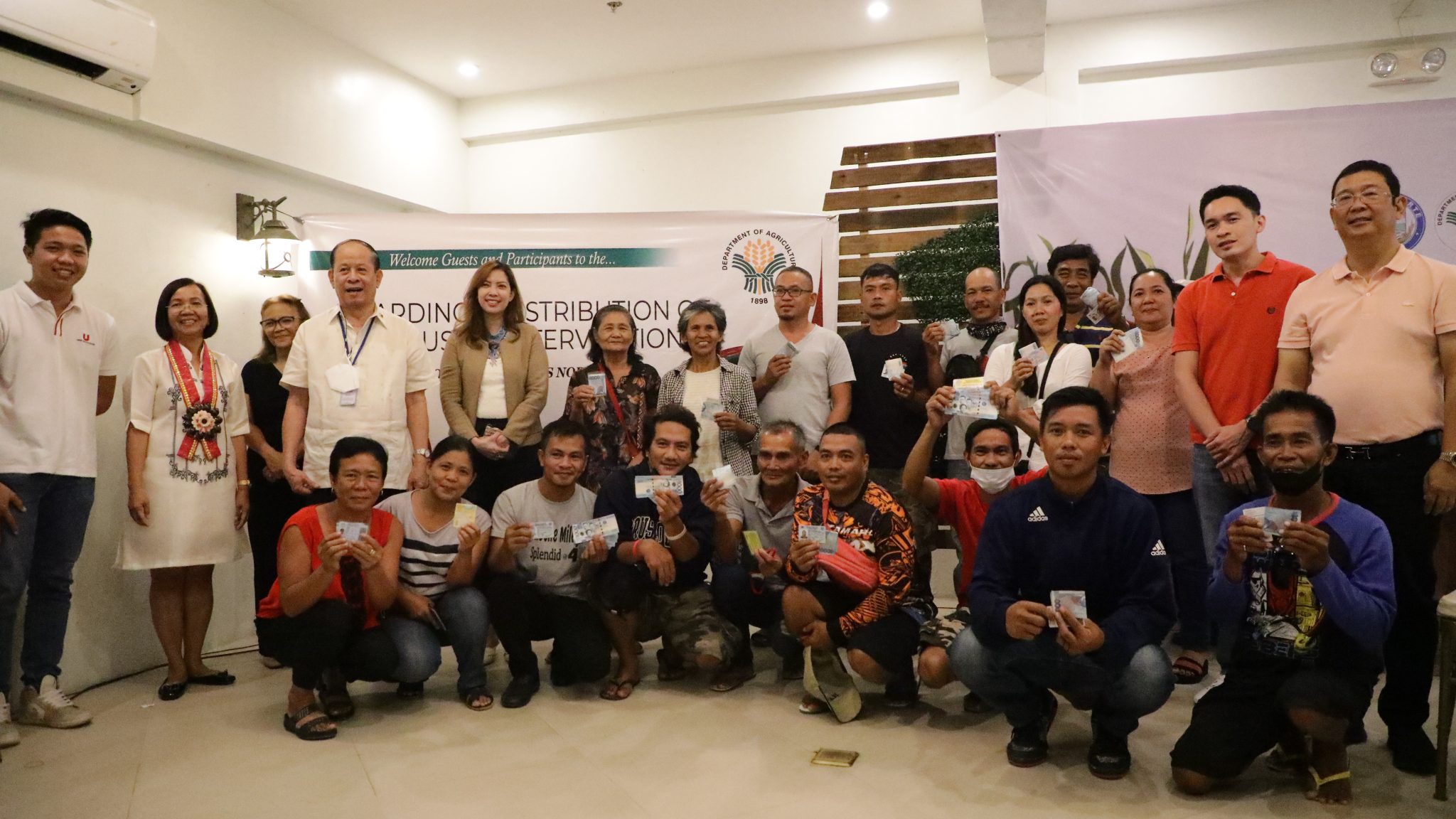 DA awards over P40-million worth of interventions to benefit Ilocos Norte farmers