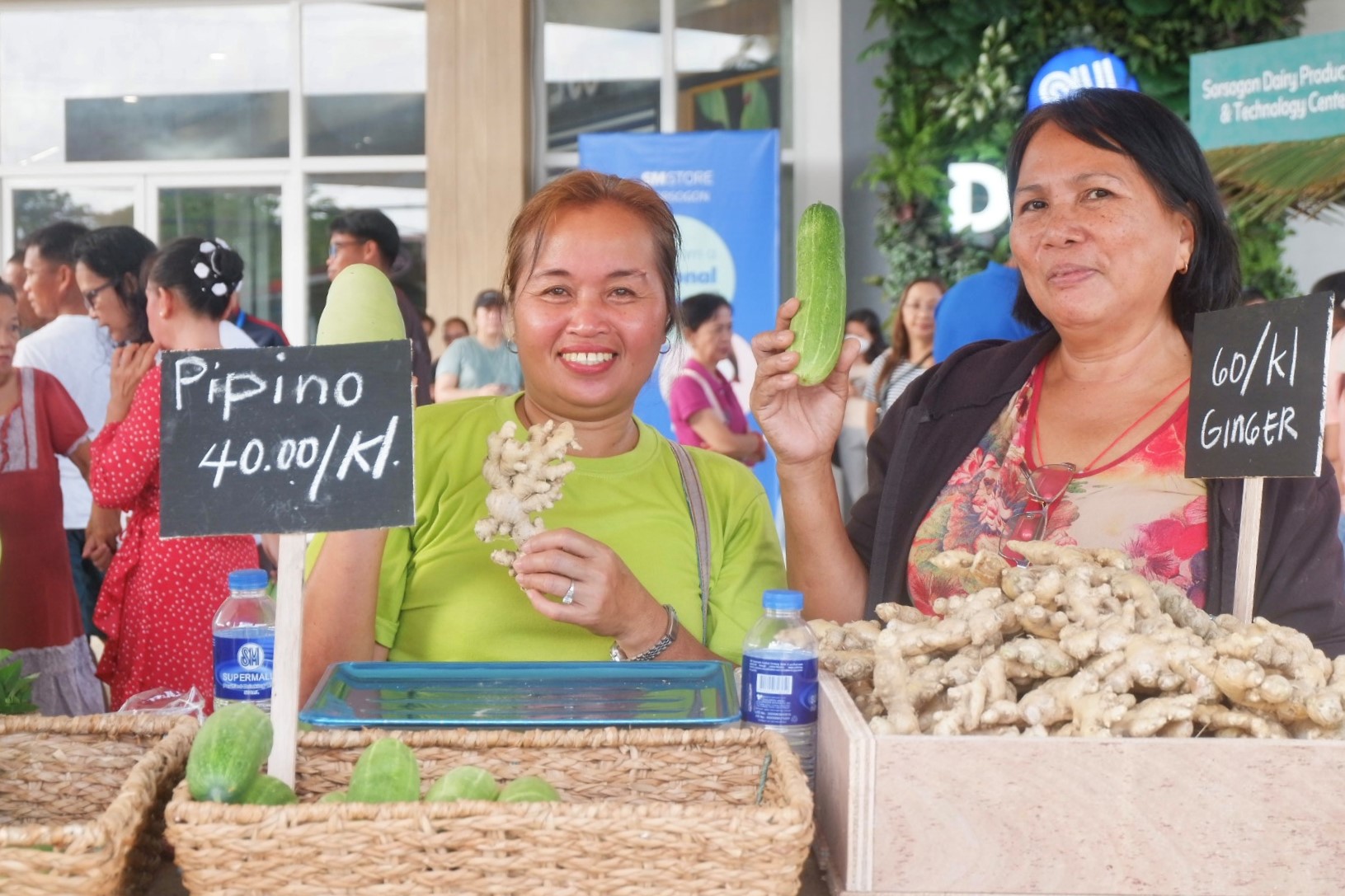 SAAD Sorsogon Phase 1 farmers bring agri-products to SM Sunday Market