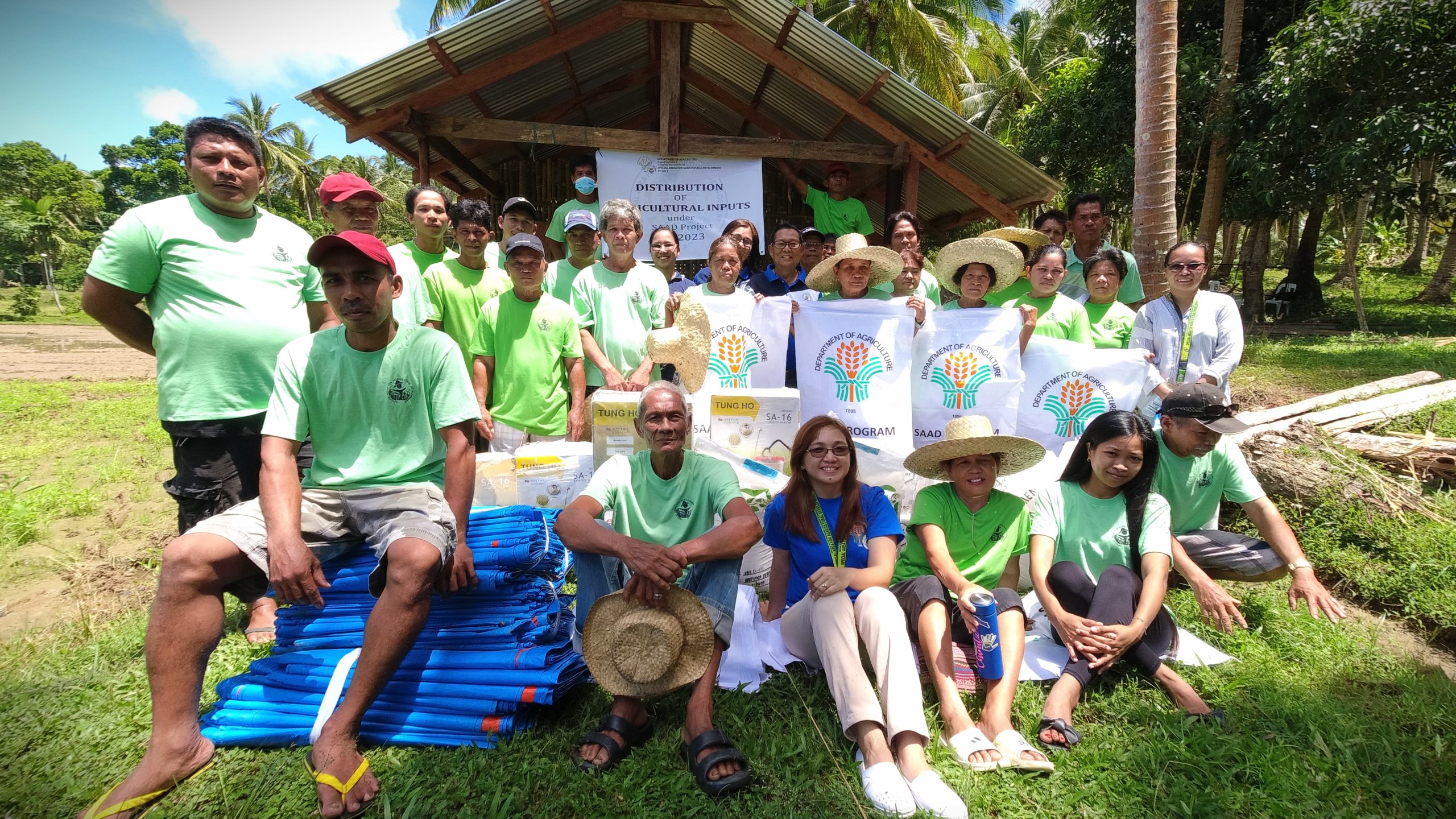 Php 4.5M worth of livelihood projects distributed to 310 Sorsogon farmers